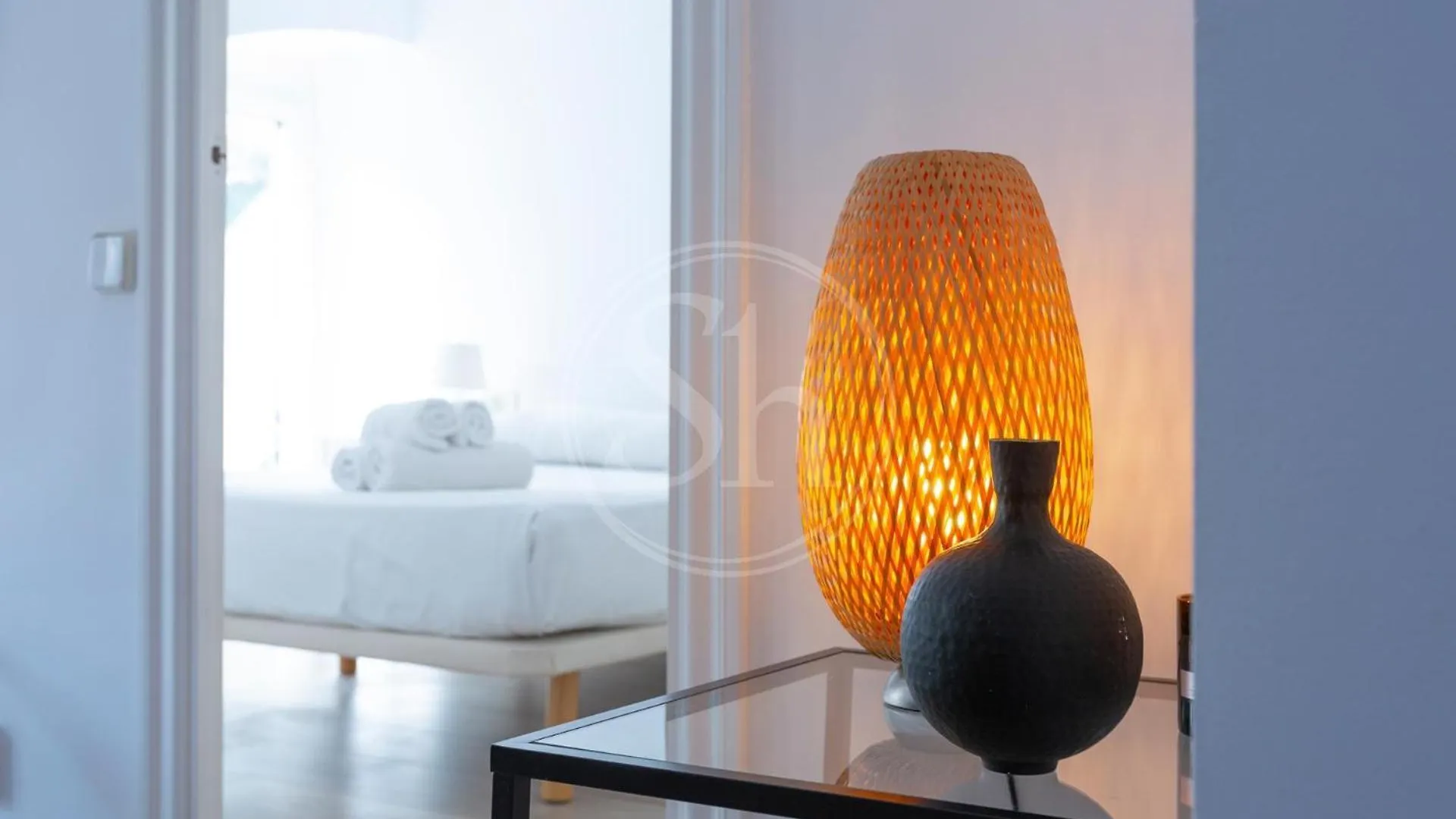 Practico Apartamento Con Terraza En Eixample Barcelona